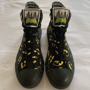 Converse All Stars  Batman Black and Yellow Shoes Size 7.5 Men’s or 9.5 Women’s